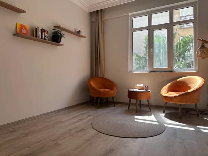 Mete Psikoloji çocuk terapi odası — güvenli ve sıcak bir alan